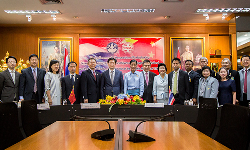 Thailand-and-China-sign-an-MOU-2016-2-500x300.jpg